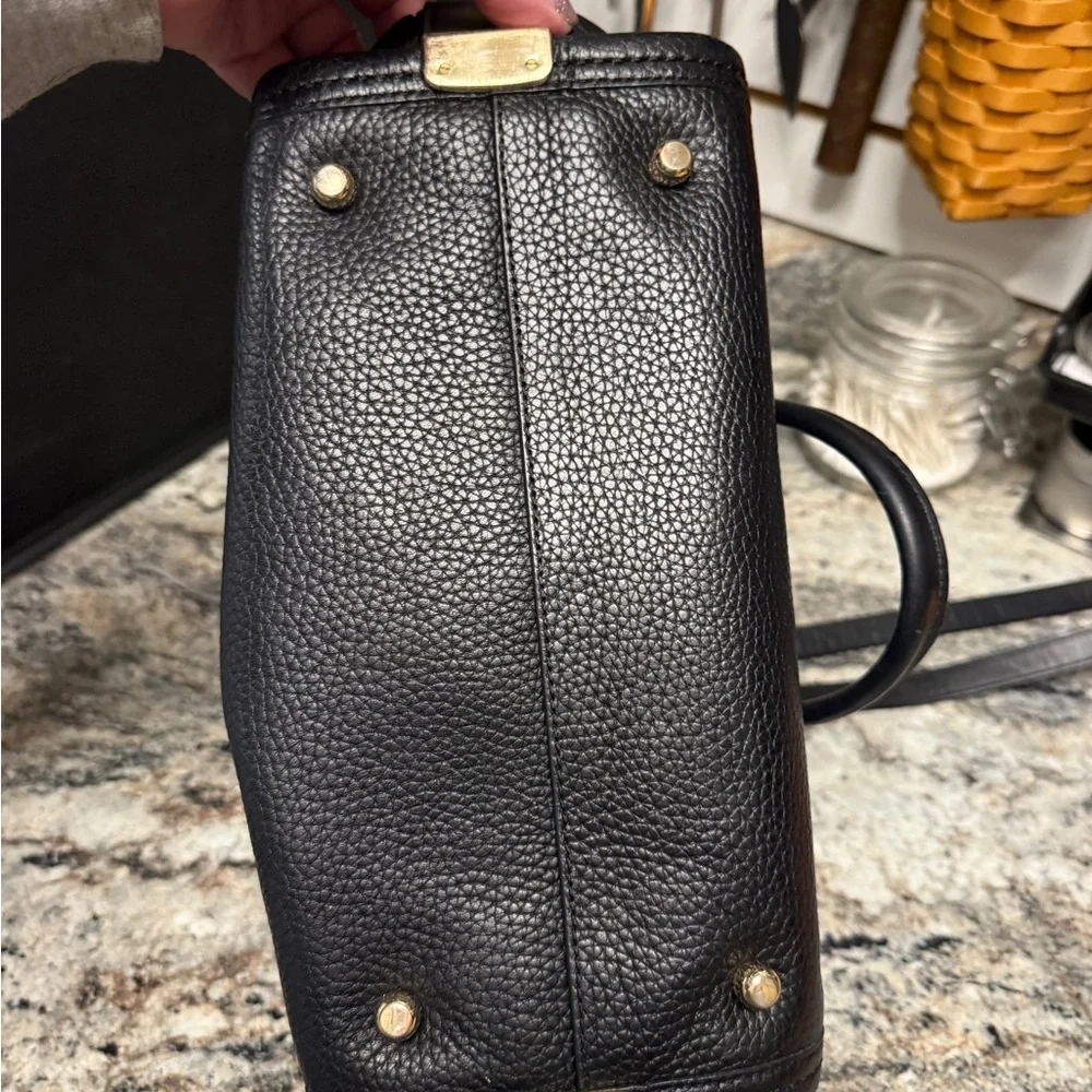 Coach Swagger 27 Black Leather Women's Bag - Picture 11 of 12